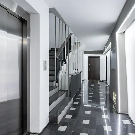 Arcadia Center New Build *