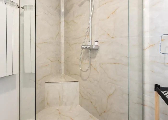 アパート Arcadia Center New Build